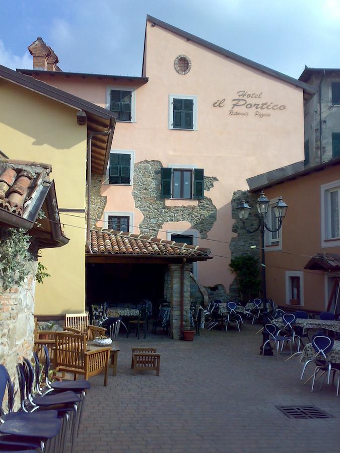 Il Portico Hotel Carrosio Eksteriør billede