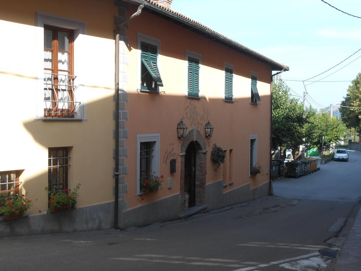Il Portico Hotel Carrosio Eksteriør billede