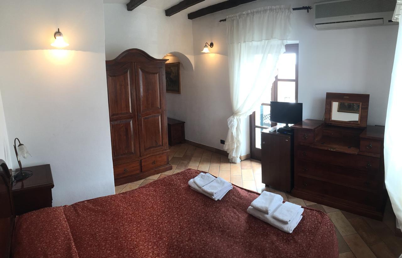 Il Portico Hotel Carrosio Eksteriør billede