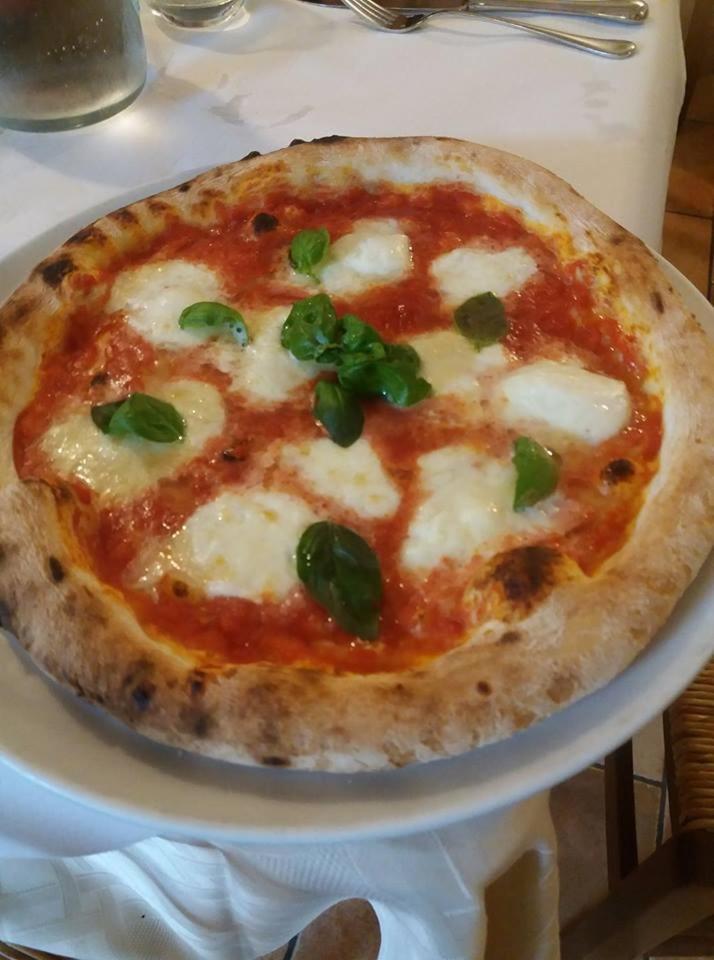 Il Portico Hotel Carrosio Eksteriør billede
